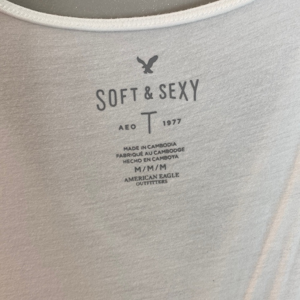 White American Eagle top